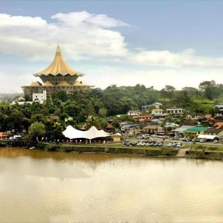 Harbour View Hotel Kuching Exterior foto