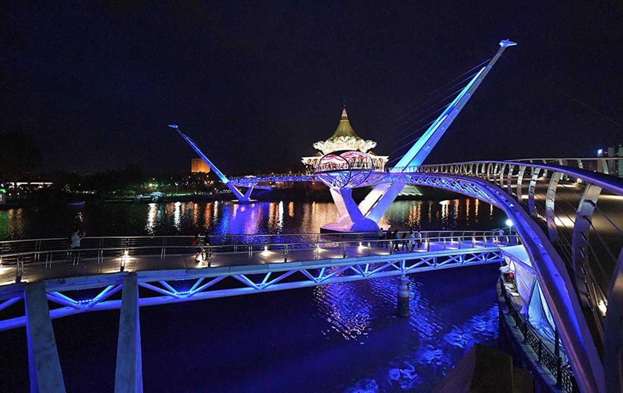 Harbour View Hotel Kuching Exterior foto